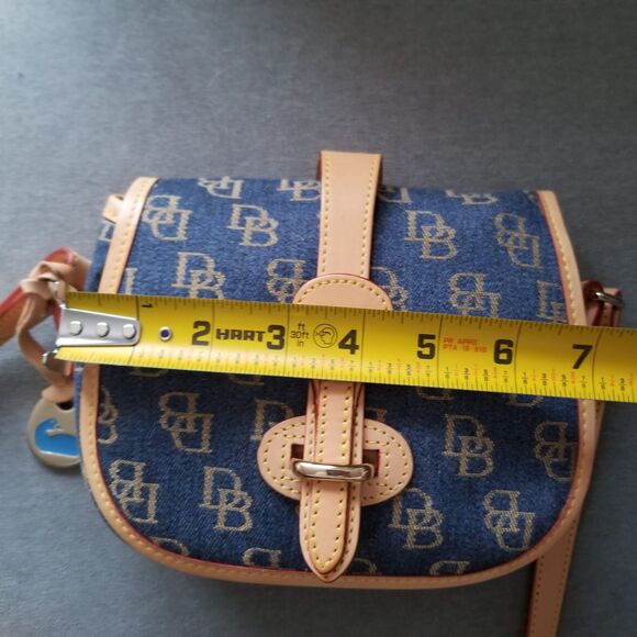 Vintage Dooney & Bourke Small Saddle Crossbody - Picture 10 of 12